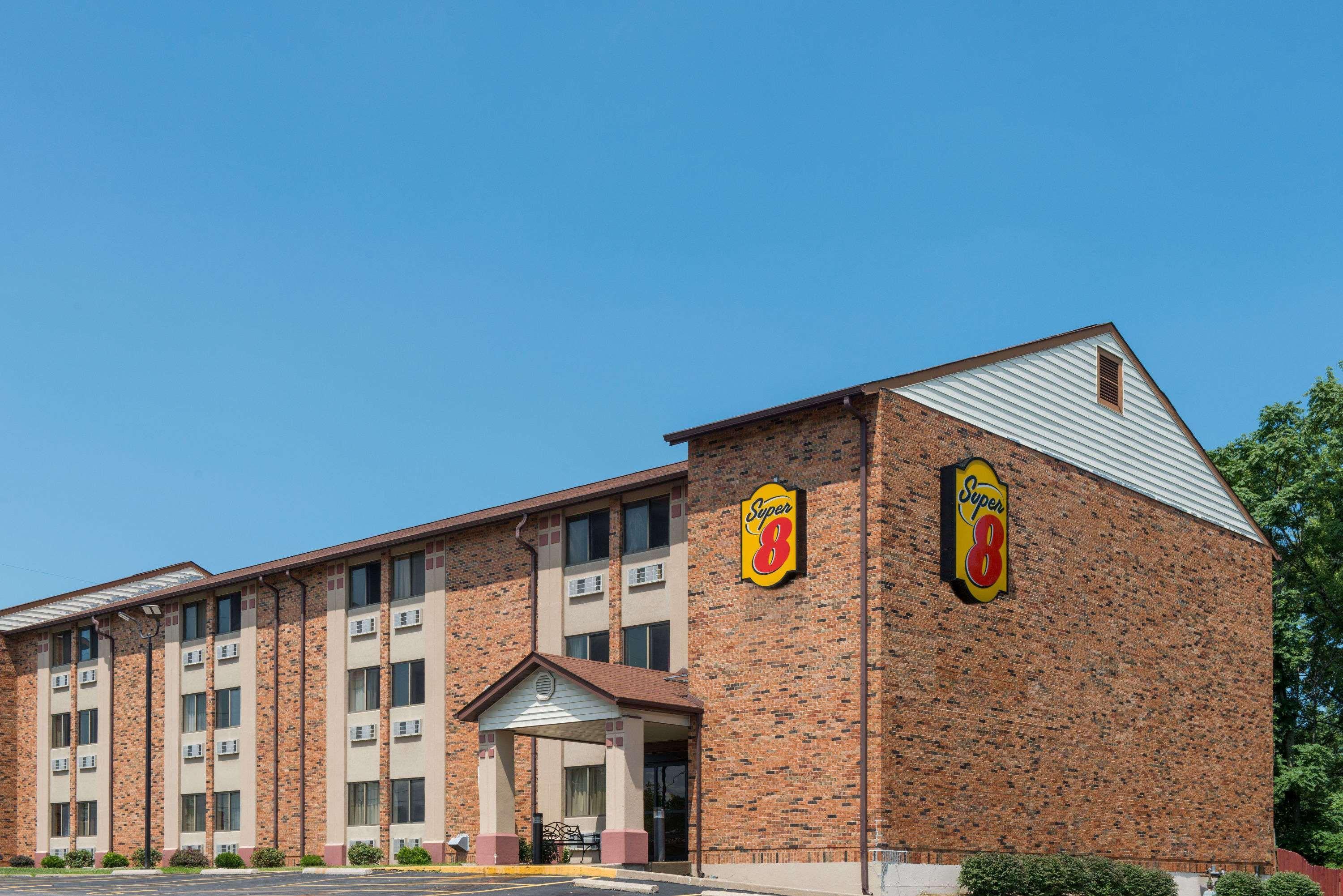 Super 8 By Wyndham St Charles Hotel Saint Charles Eksteriør billede